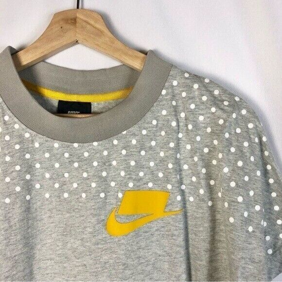 Nike Sportswear Gray Polka Dot Crop Short Sleeve Athletic T-Shirt M - Picture 4 of 6